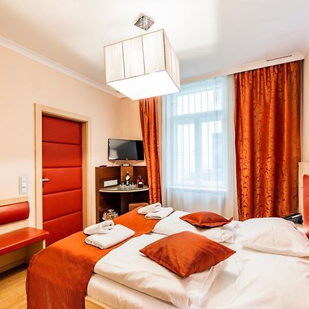 โฮเทล เพนชั่น บารอนเนส Bed & Breakfast เวียนนา ภายนอก รูปภาพ