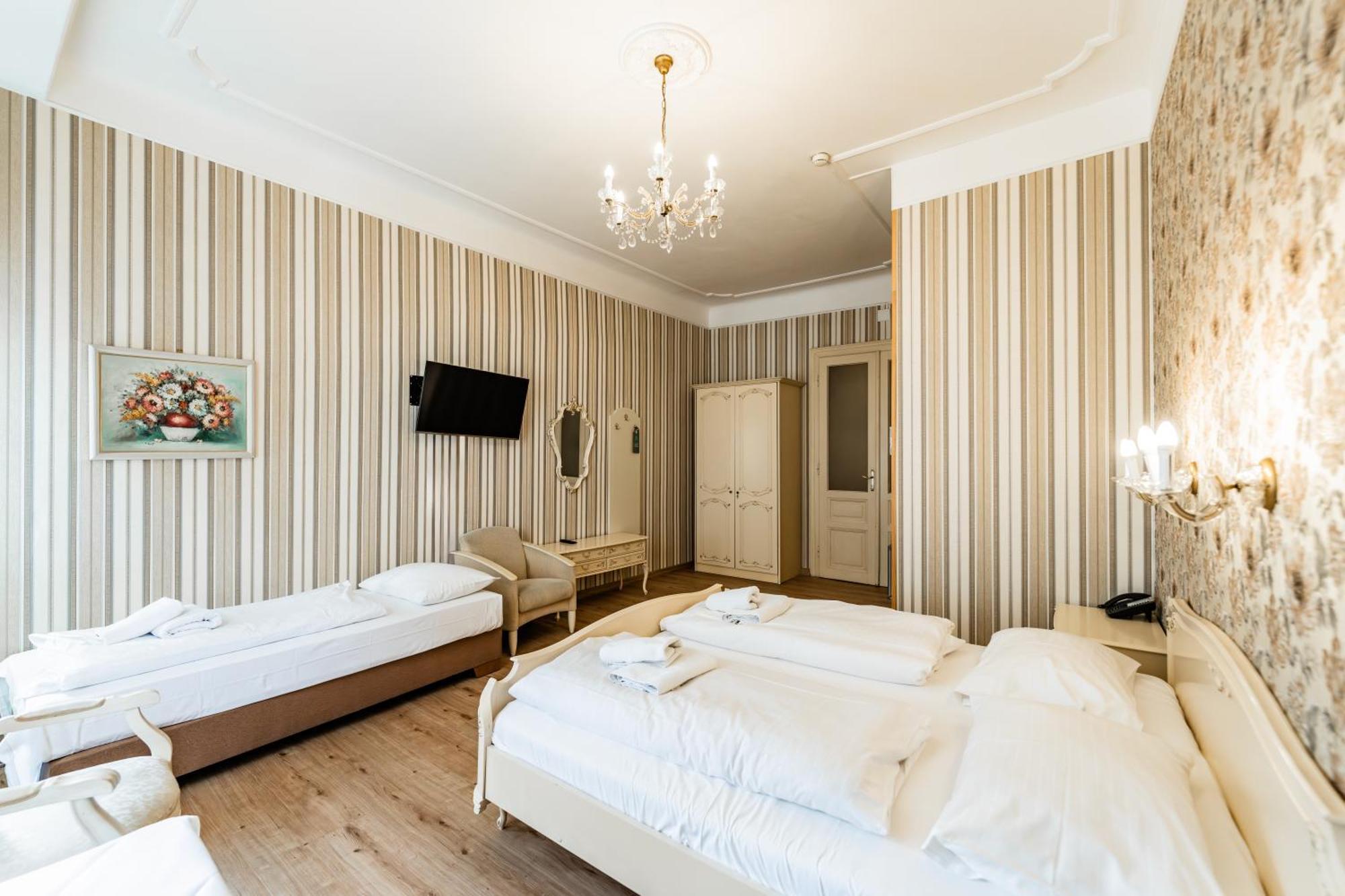 โฮเทล เพนชั่น บารอนเนส Bed & Breakfast เวียนนา ภายนอก รูปภาพ