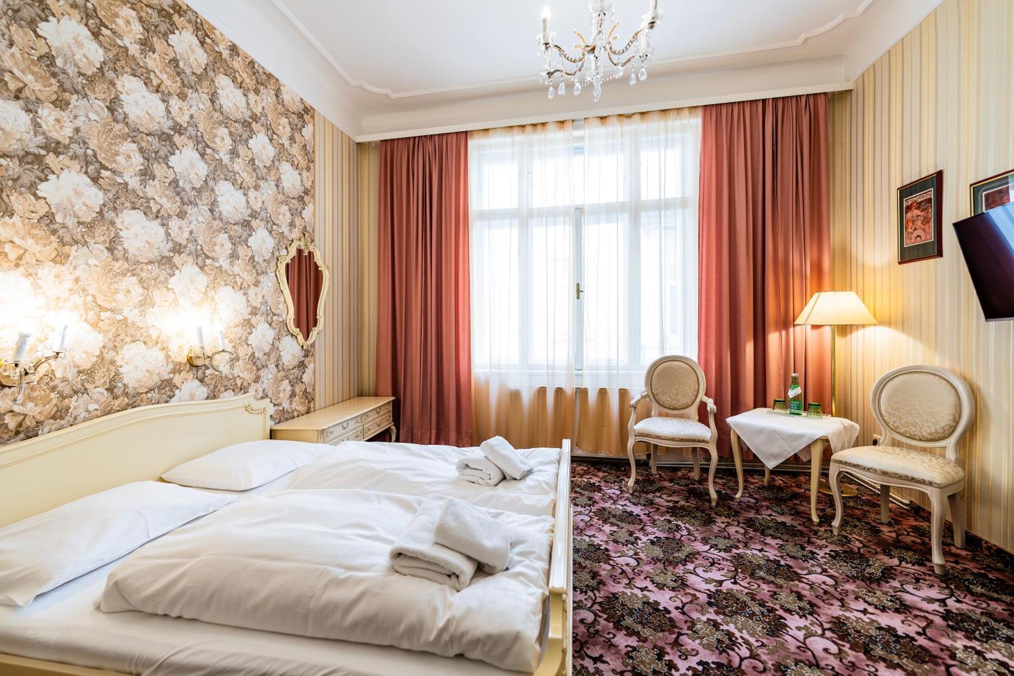 โฮเทล เพนชั่น บารอนเนส Bed & Breakfast เวียนนา ภายนอก รูปภาพ