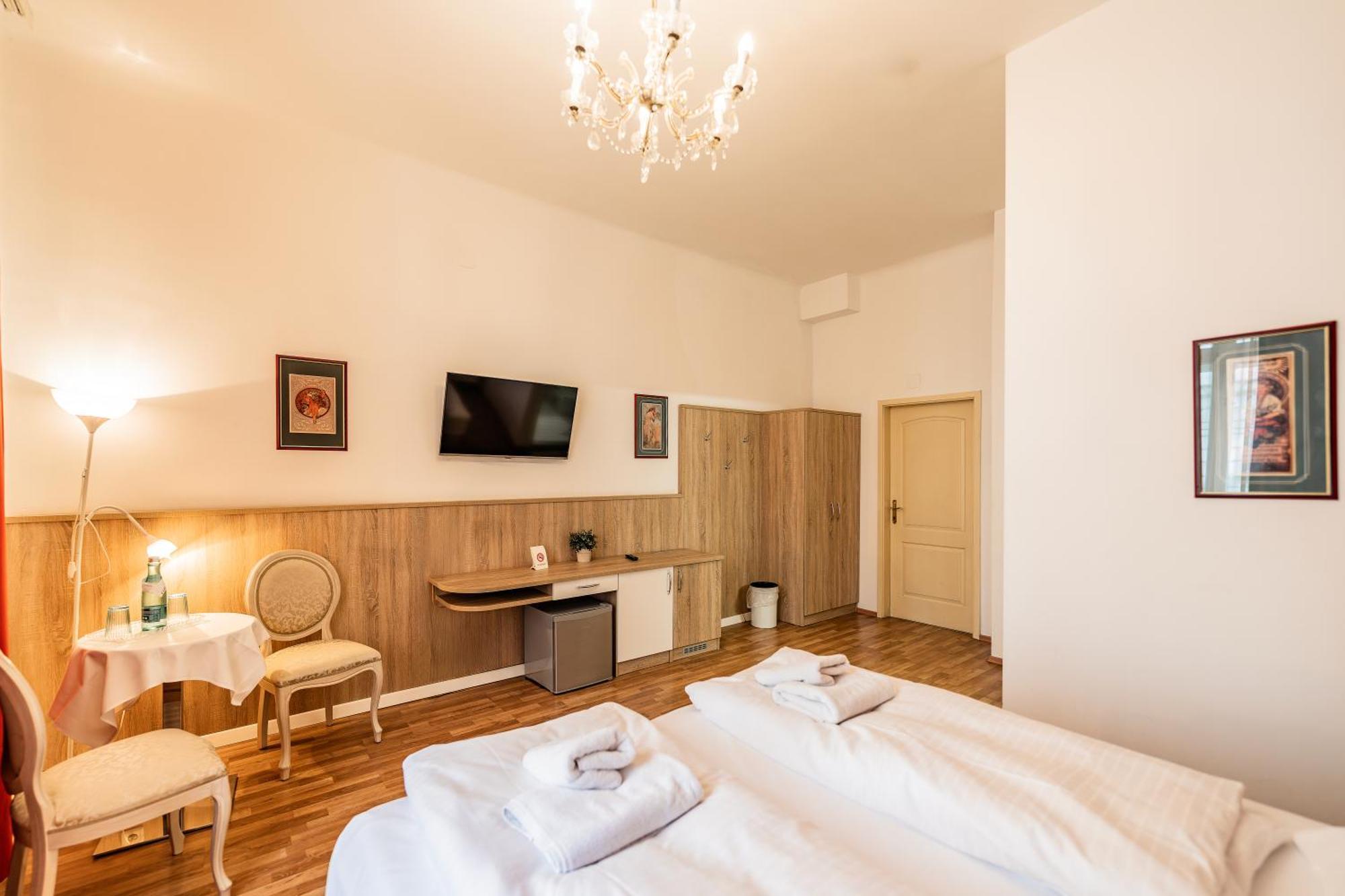 โฮเทล เพนชั่น บารอนเนส Bed & Breakfast เวียนนา ภายนอก รูปภาพ